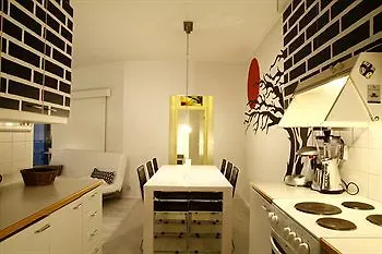 Experience Living Urban דירה *