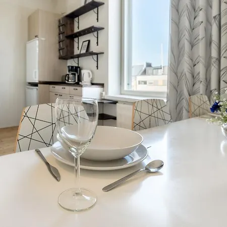 Experience Living Urban Apartment *
