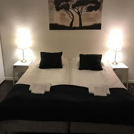 Experience Living Urban דירה